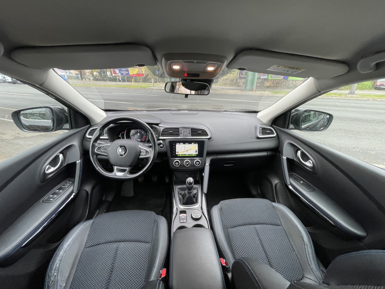 Renault Captur Techno mild hybrid 140
